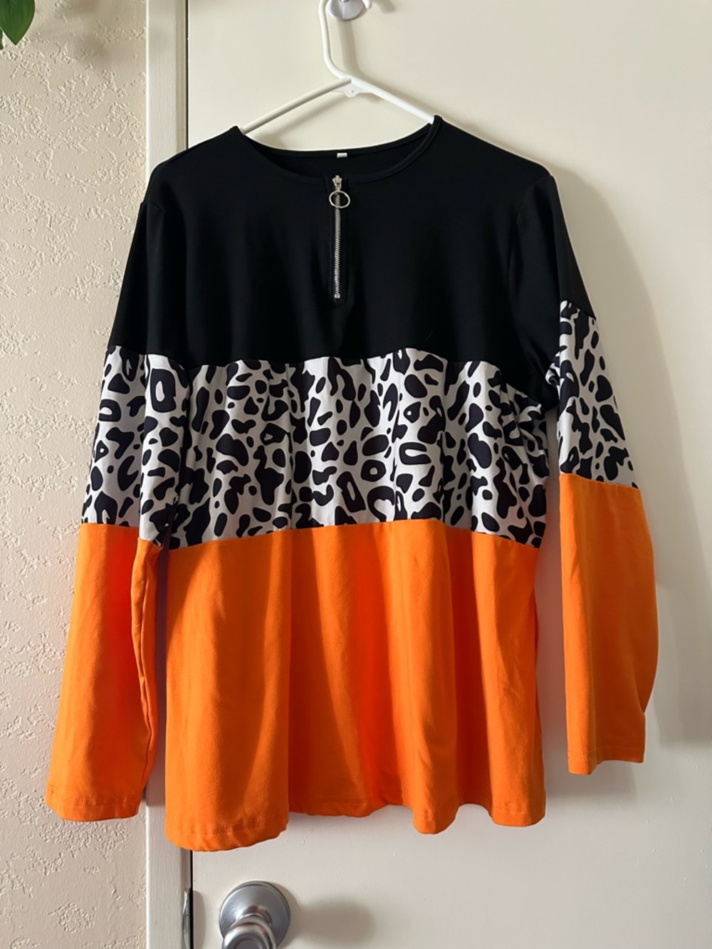 Long Sleeve Top, 1XL, Black, White Leopard & Orange Colorblock